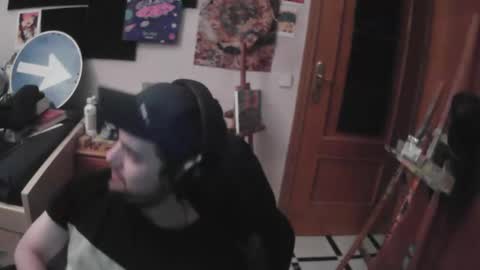 royer04 online show from October 2025 06:54:01 AM