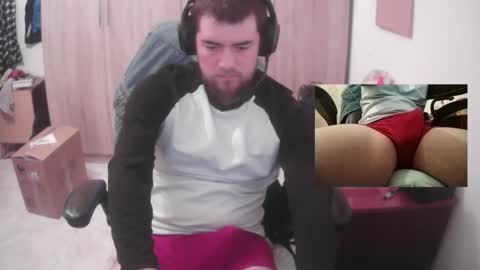 royer04 online show from February 2026 11:36:01 PM