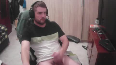 royer04 online show from May 2026 11:46:02 PM