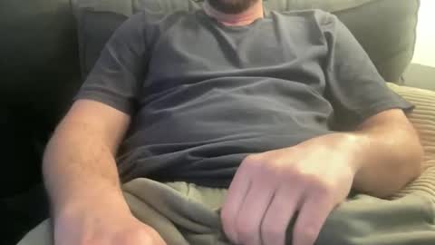 roythegil online show from February 2026 10:06:02 PM