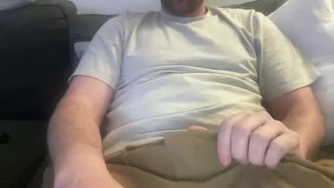roythegil online show from April 2026 11:35:02 PM