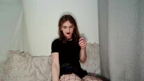 Rose  online show from March 2026 08:34:02 PM