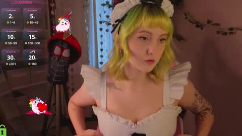 Snapshot of roziett_belle chatting on February 2026 09:10:02 AM Roziett online show from February 2026 09:10:02 AM