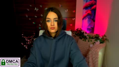 Snapshot of rozmary_ket chatting on December 2024 03:22:02 PM Im Rozmary nice to meet you 3 online show from December 2024 03:22:02 PM