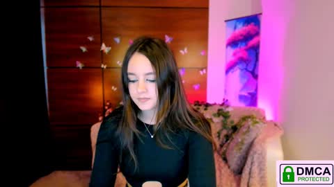 Snapshot of rozmary_ket chatting on January 2025 10:38:01 AM Im Rozmary nice to meet you 3 online show from January 2025 10:38:01 AM