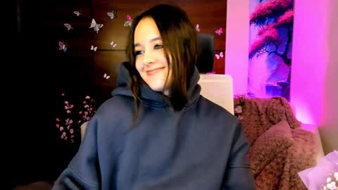 Snapshot of rozmary_ket chatting on January 2025 05:21:01 PM Im Rozmary nice to meet you 3 online show from January 2025 05:21:01 PM