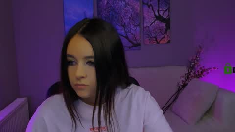 Snapshot of rozmary_ket chatting on September 2025 12:40:02 PM Im Rozmary nice to meet you 3 online show from September 2025 12:40:02 PM