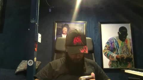 Richhancocc online show from October 2025 08:37:02 AM