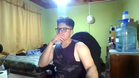 Snapshot of rpaulo25 chatting on June 2026 02:27:02 AM rpaulo25 online show from June 2026 02:27:02 AM