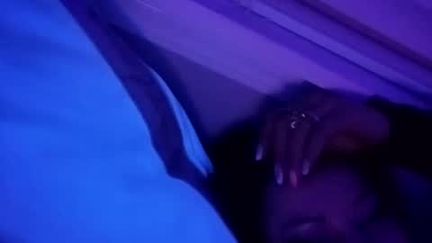 rraineonme online show from April 2026 11:53:02 AM