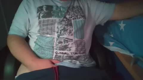 Snapshot of ruben90mr chatting on November 2025 01:27:02 AM ruben90mr online show from November 2025 01:27:02 AM