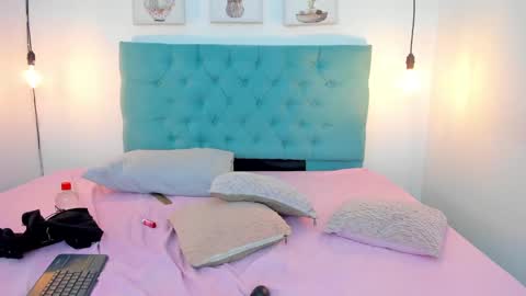 Rubii online show from January 2025 01:49:01 AM