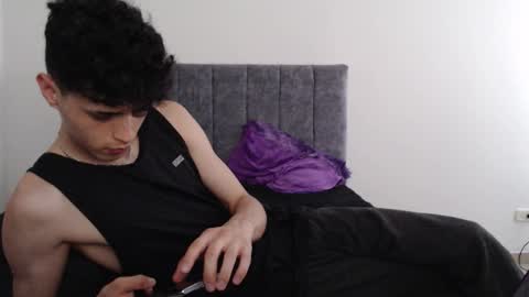 Snapshot of ruby__redd chatting on February 2026 10:39:02 PM Ruby and Vanie online show from February 2026 10:39:02 PM