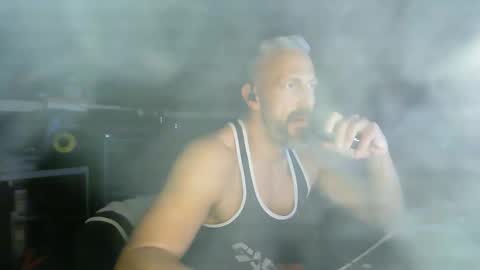 Chico que rico Caliente online show from February 2025 12:38:02 AM