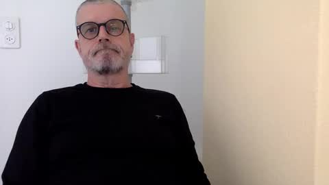 Jimi online show from January 2025 11:51:01 AM