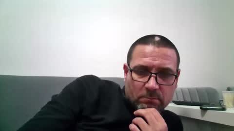 rul3ssuck online show from February 2025 02:42:01 PM