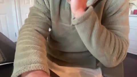 Snapshot of rungriff2323 chatting on October 2025 12:59:01 PM rungriff2323 online show from October 2025 12:59:01 PM