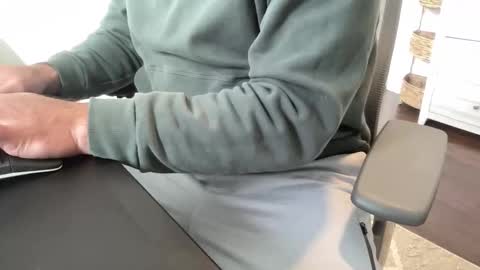 Snapshot of rungriff2323 chatting on November 2025 06:40:02 PM rungriff2323 online show from November 2025 06:40:02 PM