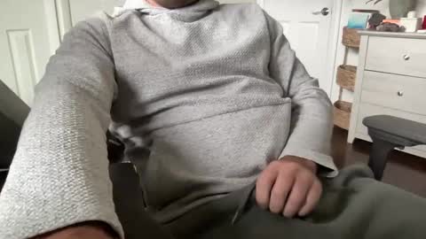 Snapshot of rungriff2323 chatting on November 2025 05:57:01 PM rungriff2323 online show from November 2025 05:57:01 PM