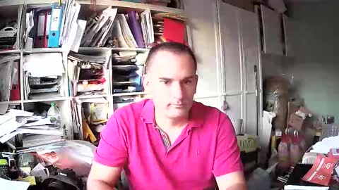 Snapshot of runner1978 chatting on December 2025 07:46:02 AM runner1978 online show from December 2025 07:46:02 AM