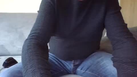 runner_1978 online show from December 2024 08:30:02 AM