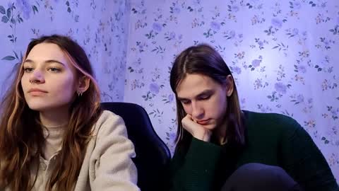 Lisa and Vlad online show from April 2026 07:40:01 PM