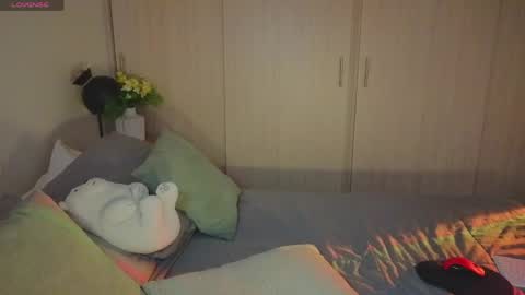 Snapshot of russcurley chatting on May 2026 07:22:02 PM Lorenn online show from May 2026 07:22:02 PM