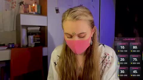 Snapshot of russian_sexy_girl5 chatting on November 2025 08:42:02 PM Mary online show from November 2025 08:42:02 PM