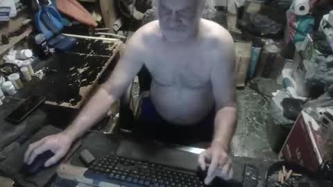 Russtenail21 online show from September 2025 07:42:01 AM