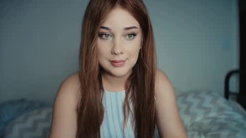 Snapshot of russypussy141 chatting on February 2025 01:24:01 AM Alex online show from February 2025 01:24:01 AM