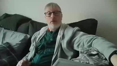 rusty69x online show from December 2024 11:06:02 AM