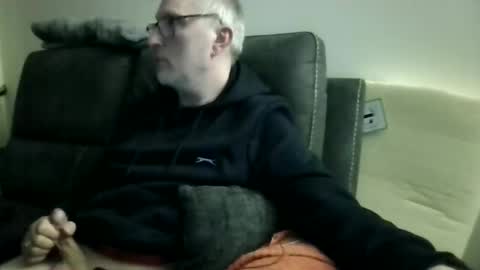 rusty69x online show from December 2025 03:56:01 AM