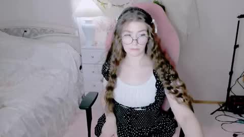 MY FANSLY  online show from March 2026 07:07:01 PM