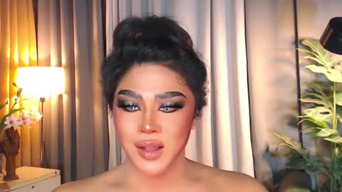 Samantha online show from February 2025 10:39:02 PM