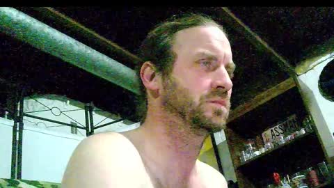 rwb1982 online show from November 2025 02:22:01 AM