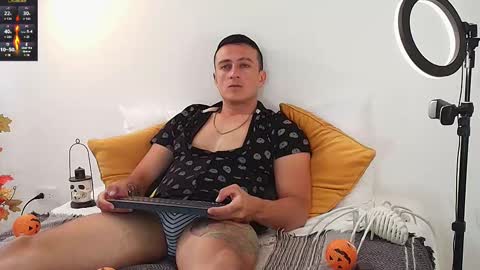 Sr Coast online show from October 2025 09:26:02 PM