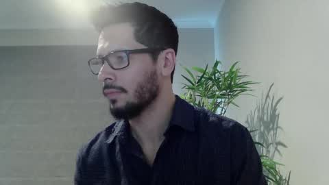 Snapshot of ryan_chatter chatting on May 2026 02:31:01 AM Ryan online show from May 2026 02:31:01 AM