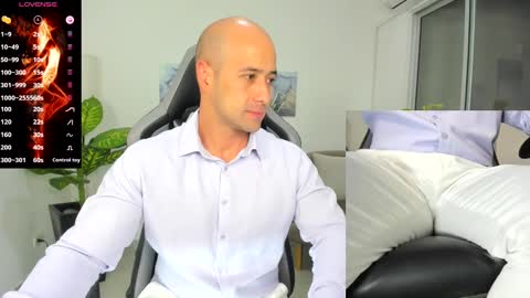 Snapshot of ryan_master_ chatting on January 2025 09:00:01 AM ryan_master_ online show from January 2025 09:00:01 AM