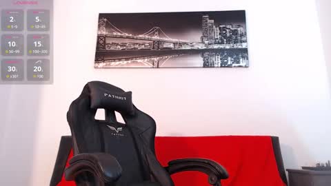 Instagram  Ryandwrn online show from October 2025 02:09:01 AM