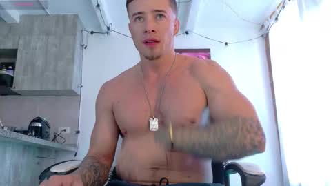 Ryan Blue ig ryannblue online show from September 2025 07:02:02 PM