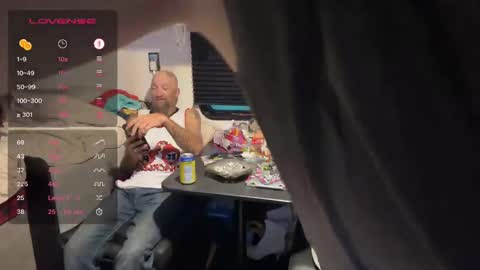 RyTracey2024 online show from September 2025 11:06:02 PM