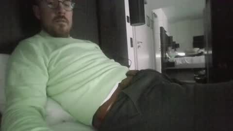 Snapshot of s_i_q chatting on November 2025 08:58:02 AM s_i_q online show from November 2025 08:58:02 AM