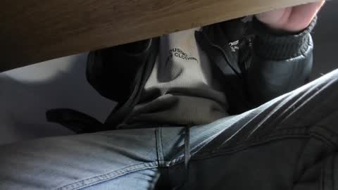 Snapshot of s_sven chatting on January 2025 08:43:01 AM Steven Independent online show from January 2025 08:43:01 AM