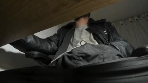 Snapshot of s_sven chatting on February 2025 07:38:01 AM Steven Independent online show from February 2025 07:38:01 AM