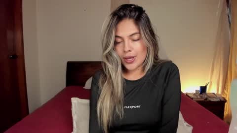 Leslie Beltrn online show from January 2025 03:03:02 AM