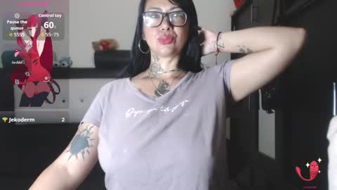 Snapshot of saalomee_1 chatting on January 2026 02:14:01 AM saalomee 1 online show from January 2026 02:14:01 AM