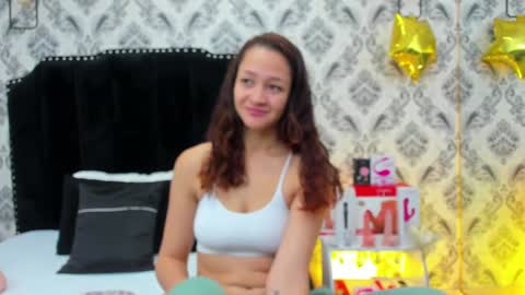 Saara Brown online show from January 2025 12:17:02 PM