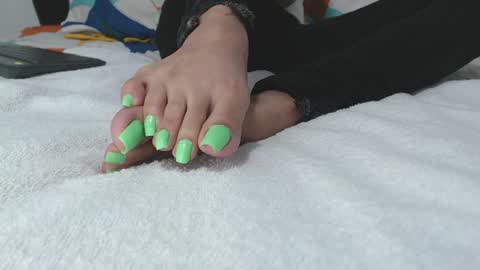 saaramiller     online show from December 2024 04:49:02 AM