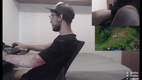 Saat online show from December 2024 01:58:01 AM