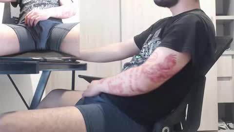 Saat online show from November 2025 01:48:01 AM